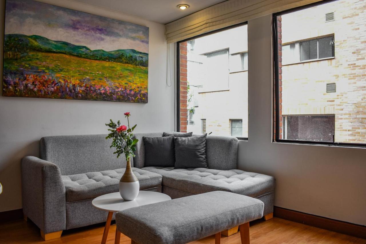 Cora 96 Street Appart hôtel